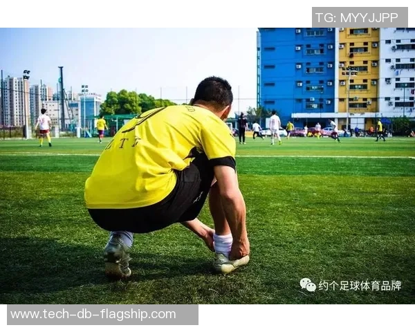 足球白袜的魅力与风格探索如何成为球场上的时尚先锋